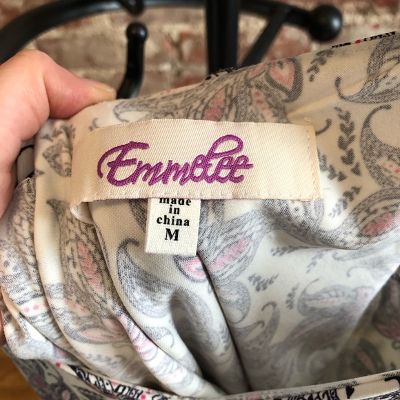 Flouncy tank from Francesca’s - Picture 3 of 3